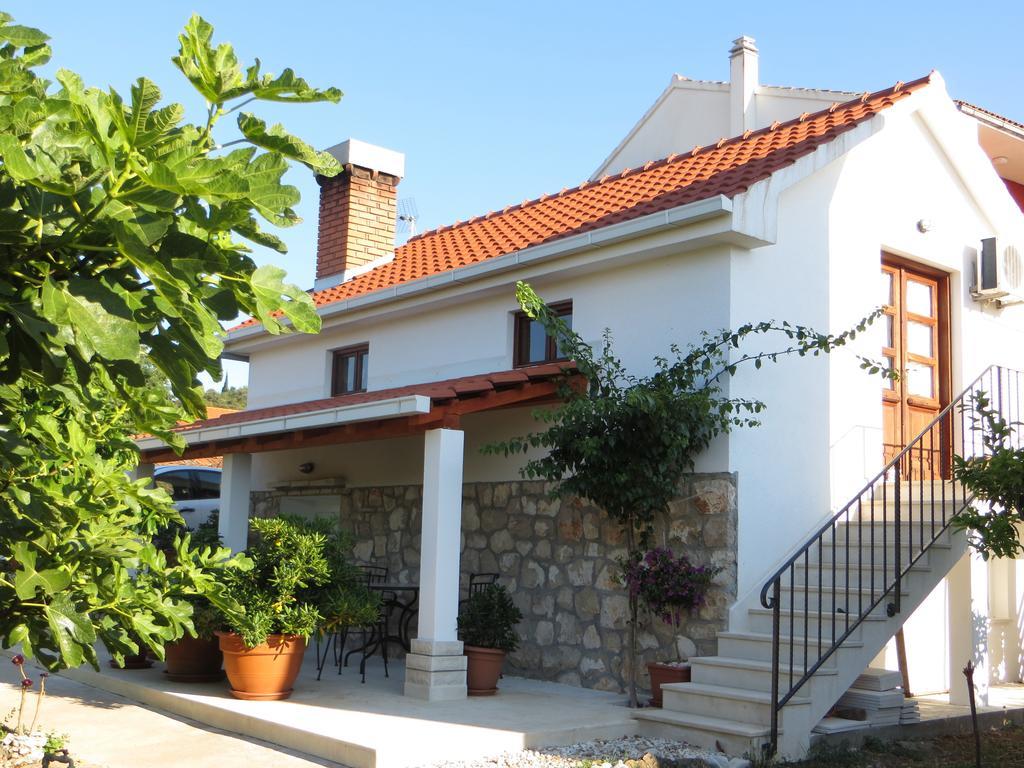 Holiday Home Artina 2 Ловиште Номер фото